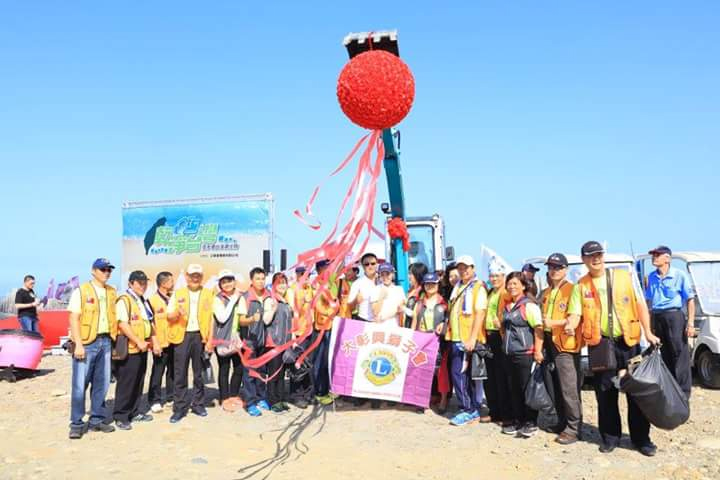 29天清一百噸垃圾，正妹靚機絢麗環(huán)島行