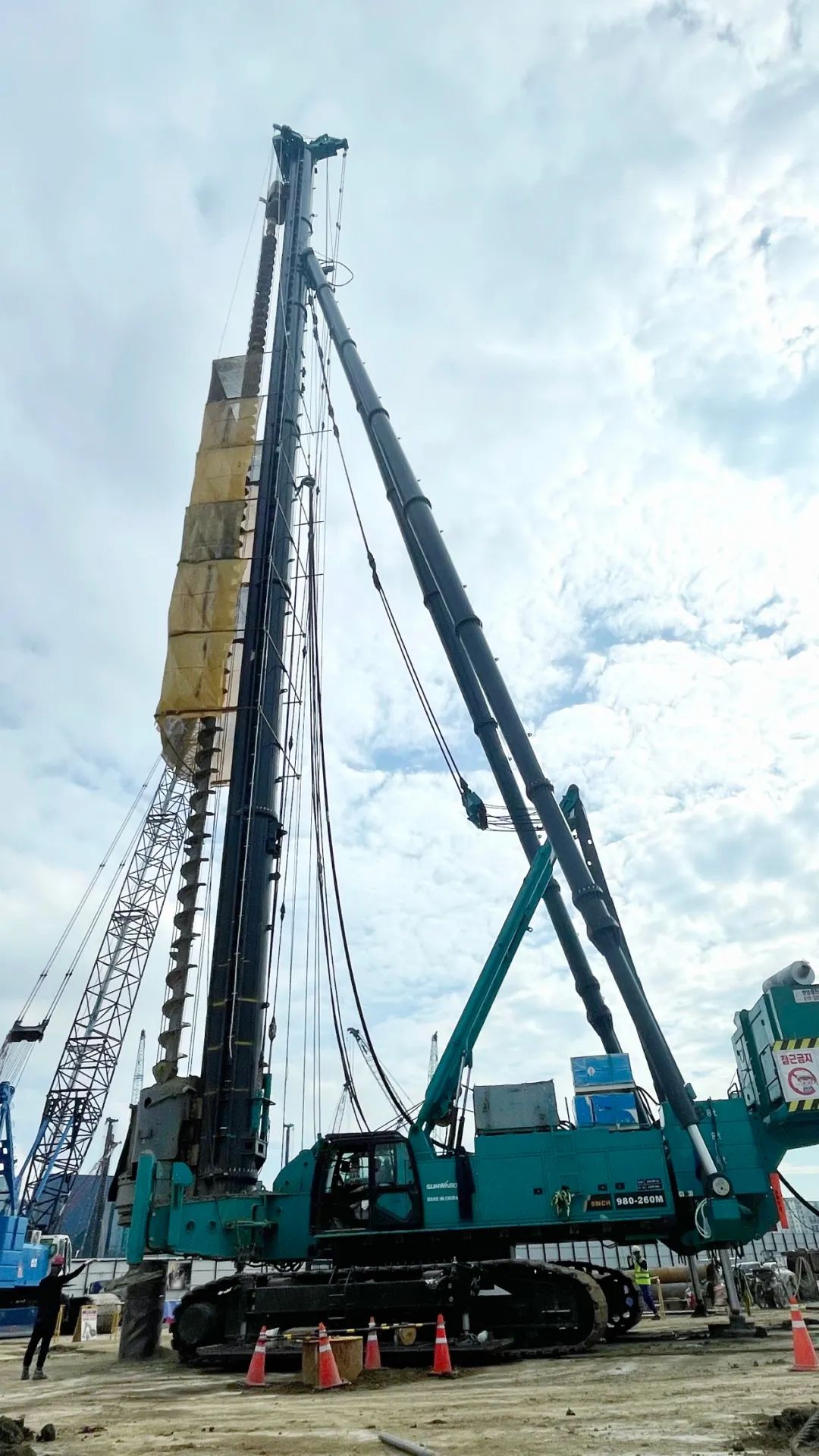 “全球最高樁架”嶄露頭角！山河智能實力助建韓國首爾麻古MICE綜合園區(qū)