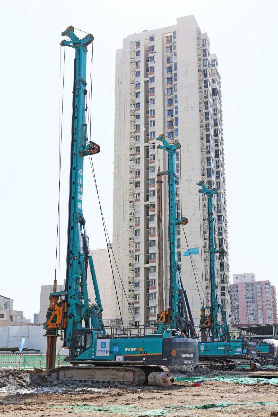 閃耀首都！山河智能旋挖鉆機(jī)集群助力民生工程